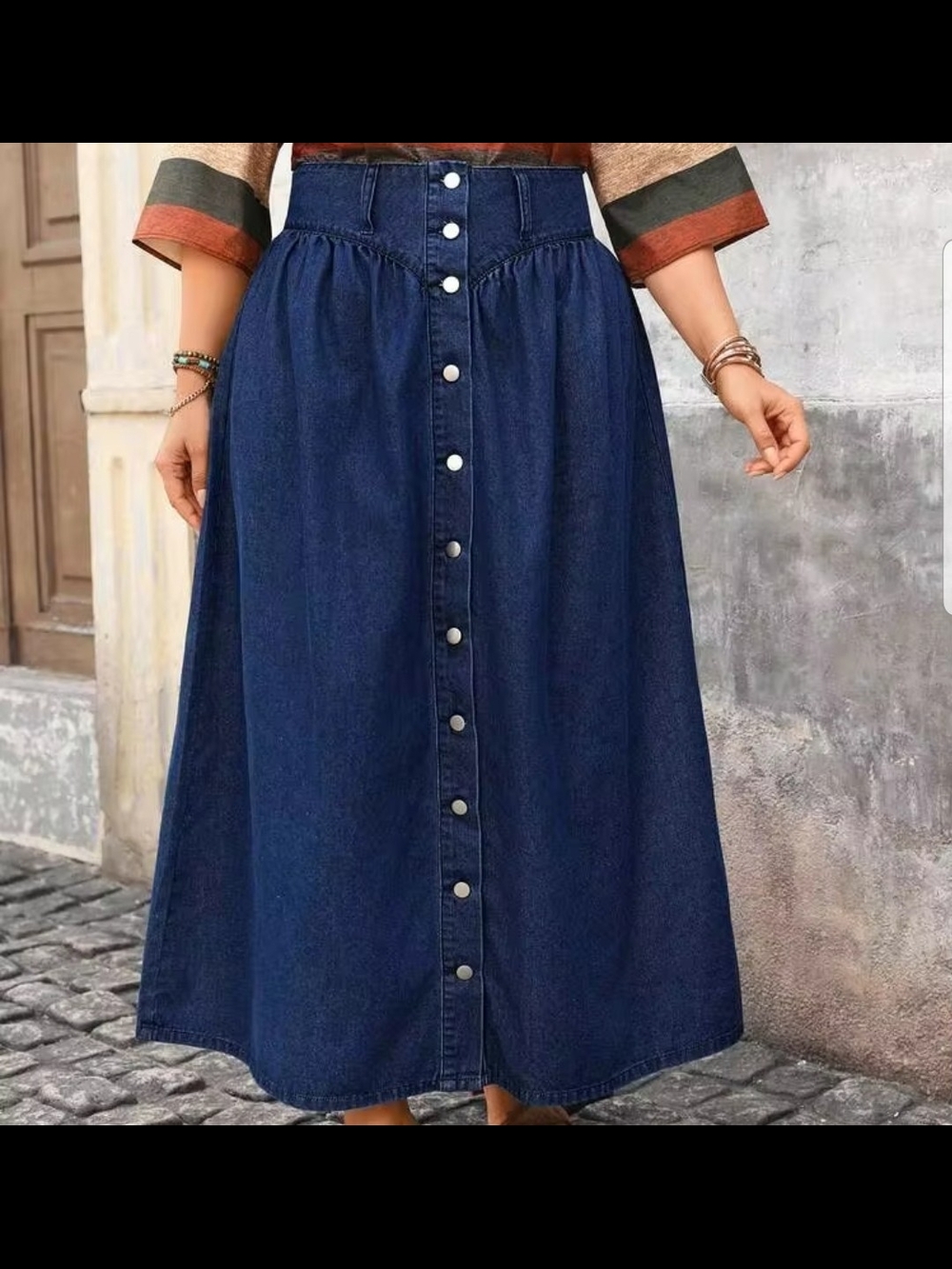 Denim Button-Front Maxi Skirt – Dark Blue